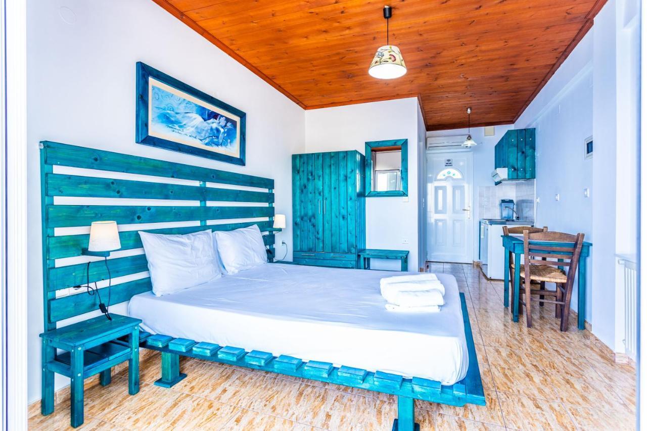 The Life Suites Limnionas  Luaran gambar