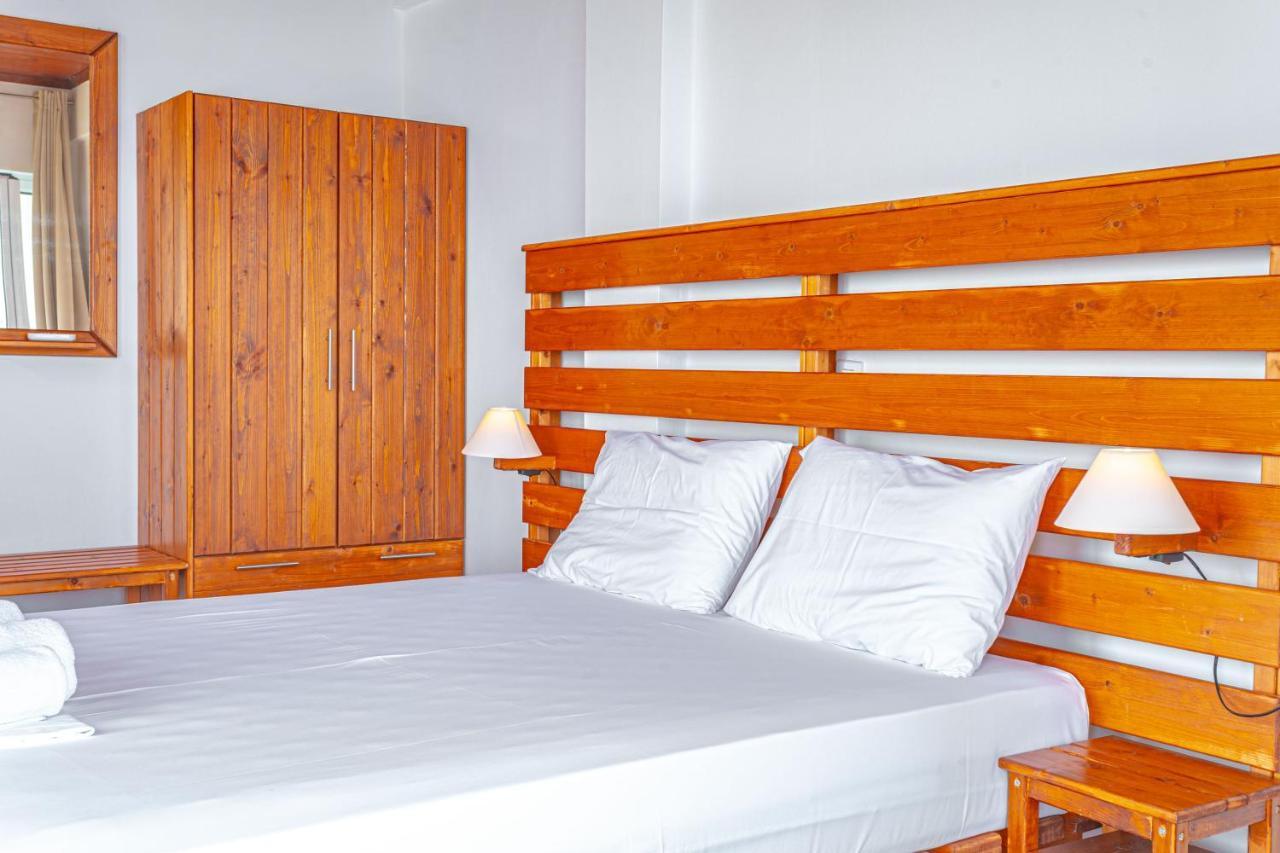 The Life Suites Limnionas  Luaran gambar