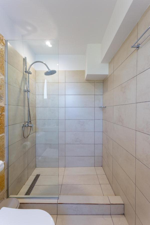 The Life Suites Limnionas  Luaran gambar