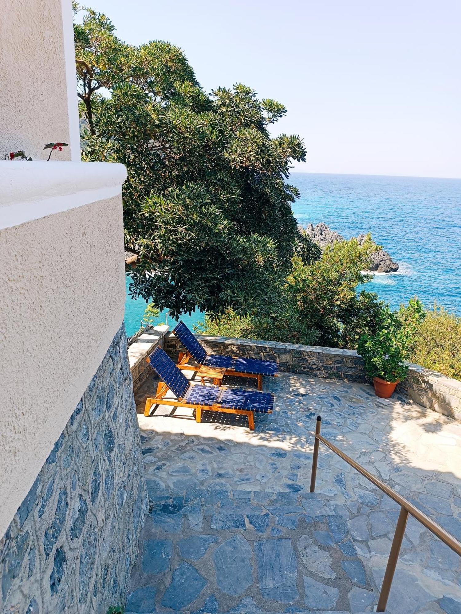 The Life Suites Limnionas  Luaran gambar